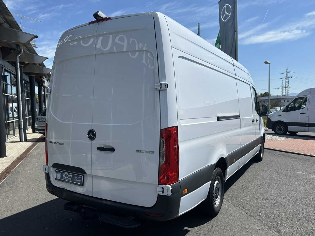 Mercedes-Benz Sprinter 315 CDI 4325 9G AHK Klima 360 Standheiz - فان: صورة 4 Mercedes-Benz Sprinter 315 CDI 4325 9G AHK Klima 360 Standheiz - فان: صورة 4
