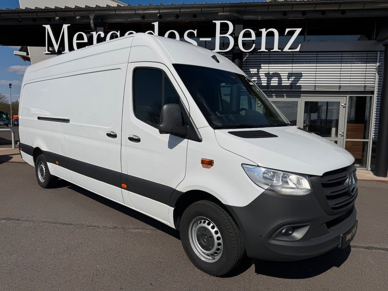 Mercedes-Benz Sprinter 315 CDI 4325 Klima 360 Schwing MBUX SHZ - فان: صورة 1 Mercedes-Benz Sprinter 315 CDI 4325 Klima 360 Schwing MBUX SHZ - فان: صورة 1