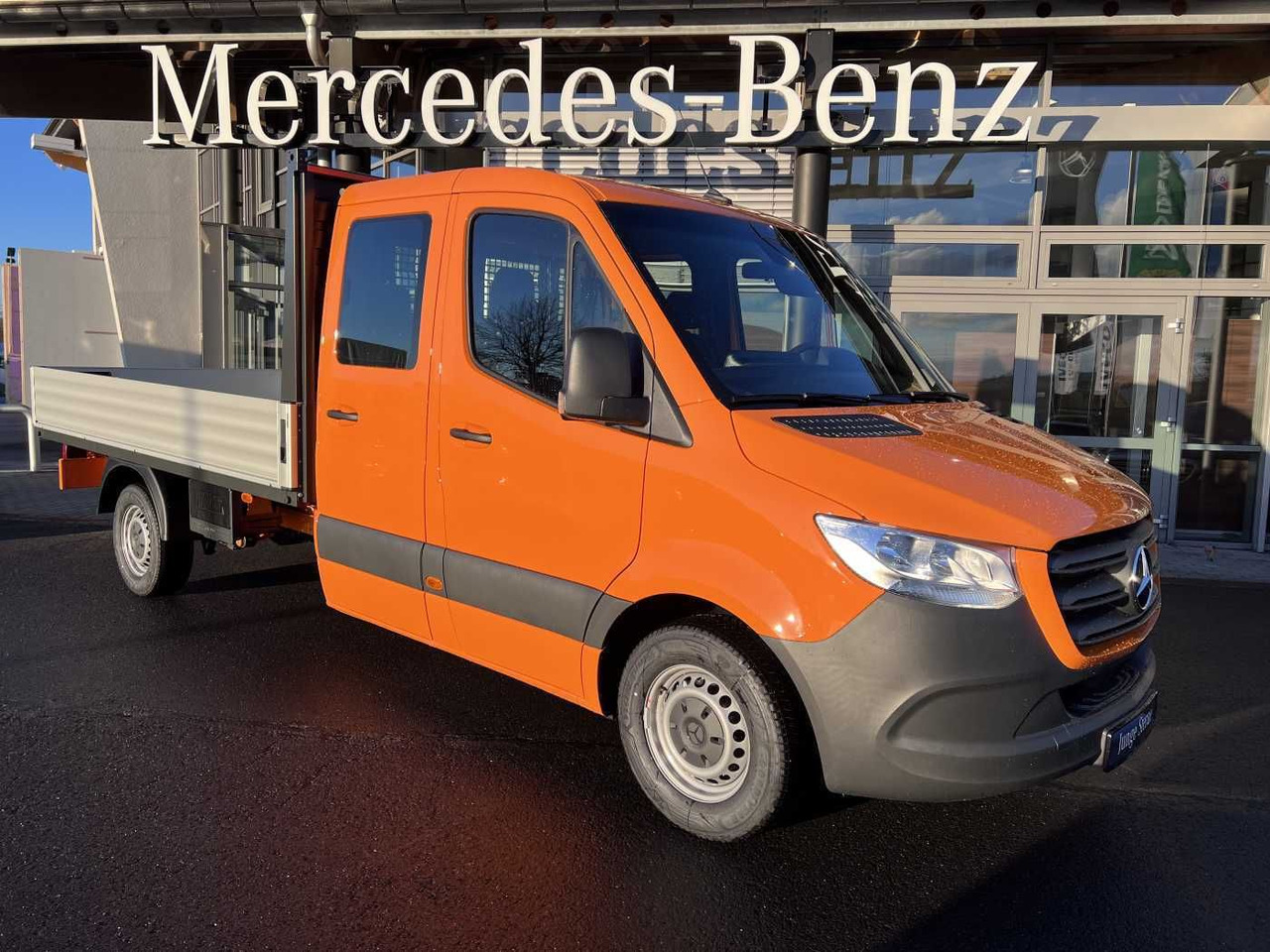 Mercedes-Benz Sprinter 317 CDI DoKa 4325 Klima MBUX Stdheiz - شاحنة ستارة جانبية, الشاحنات الصغيرة كابينة مزدوجة: صورة 1 Mercedes-Benz Sprinter 317 CDI DoKa 4325 Klima MBUX Stdheiz - شاحنة ستارة جانبية, الشاحنات الصغيرة كابينة مزدوجة: صورة 1