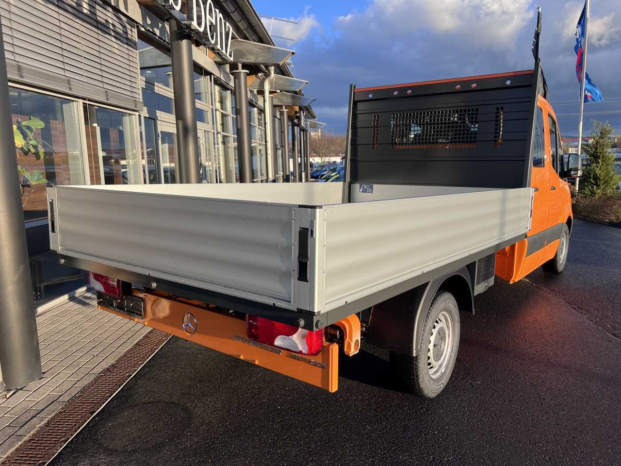 Mercedes-Benz Sprinter 317 CDI DoKa 4325 Klima MBUX Stdheiz - شاحنة ستارة جانبية, الشاحنات الصغيرة كابينة مزدوجة: صورة 4 Mercedes-Benz Sprinter 317 CDI DoKa 4325 Klima MBUX Stdheiz - شاحنة ستارة جانبية, الشاحنات الصغيرة كابينة مزدوجة: صورة 4