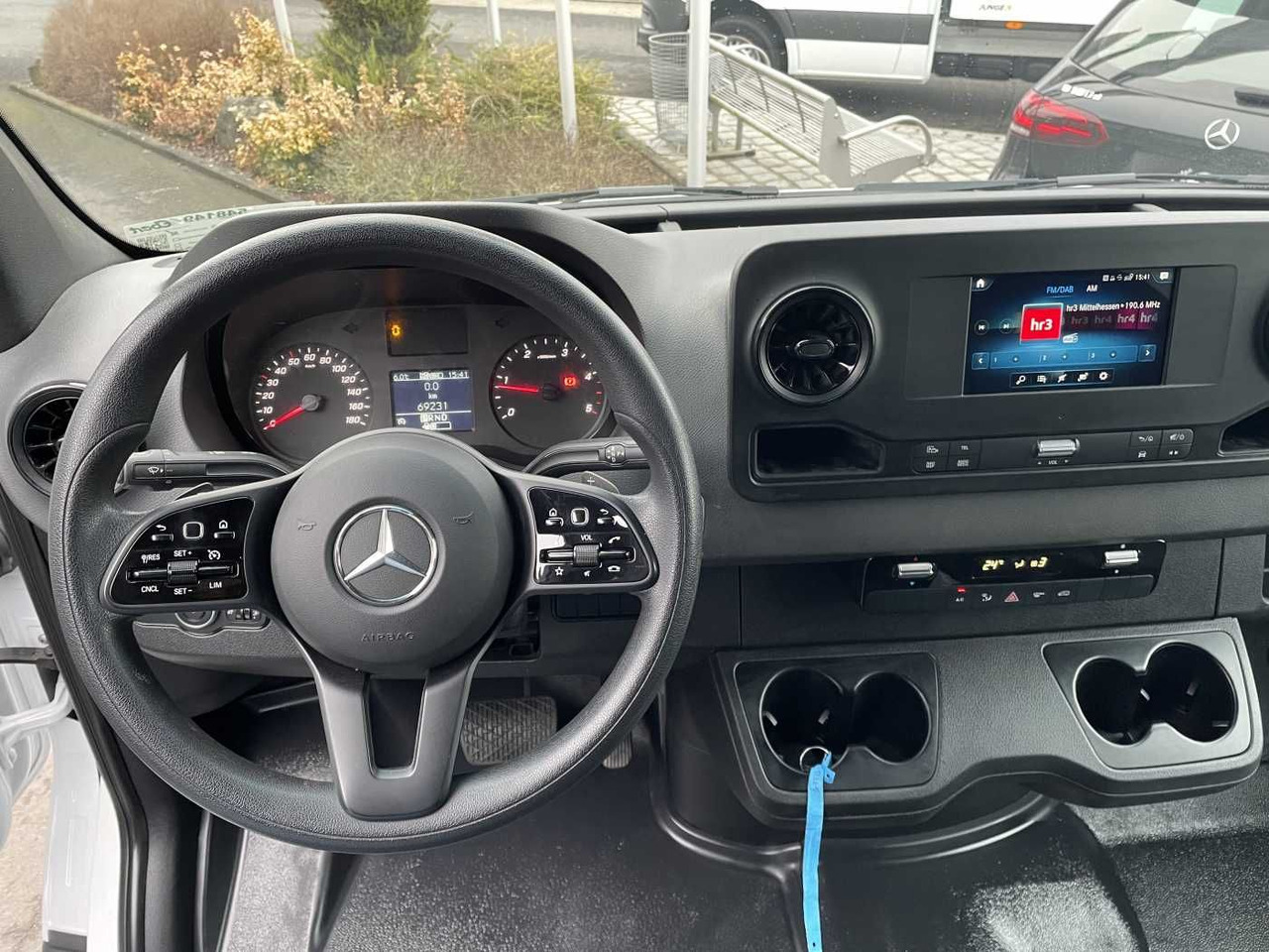 فان Mercedes-Benz Sprinter 317 CDI DoKa/Mixto Autom AHK3,5 Klima: صورة 12