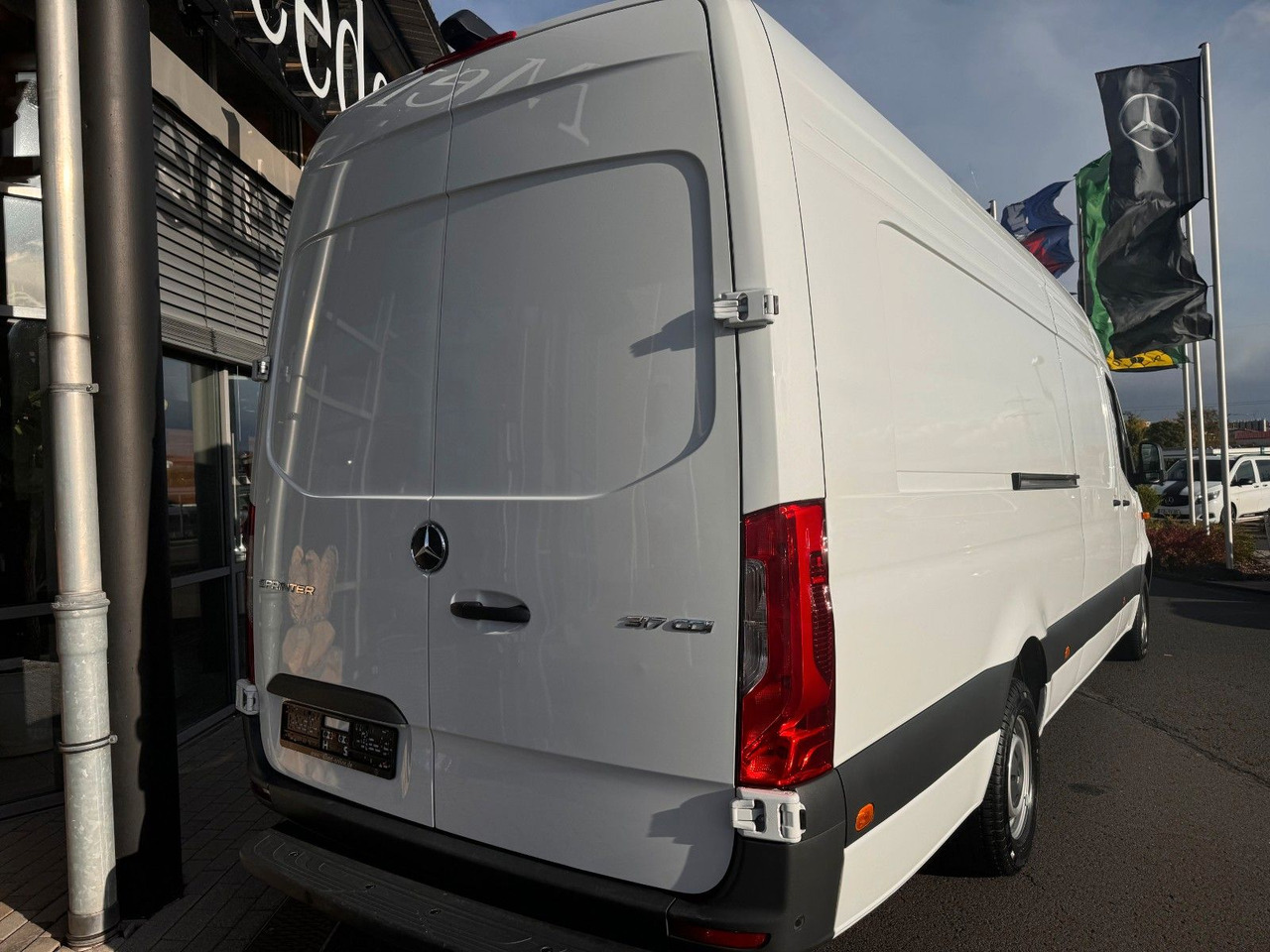 Mercedes-Benz Sprinter 317 CDI Extralang Klima 360 - آليات: صورة 4 Mercedes-Benz Sprinter 317 CDI Extralang Klima 360 - آليات: صورة 4