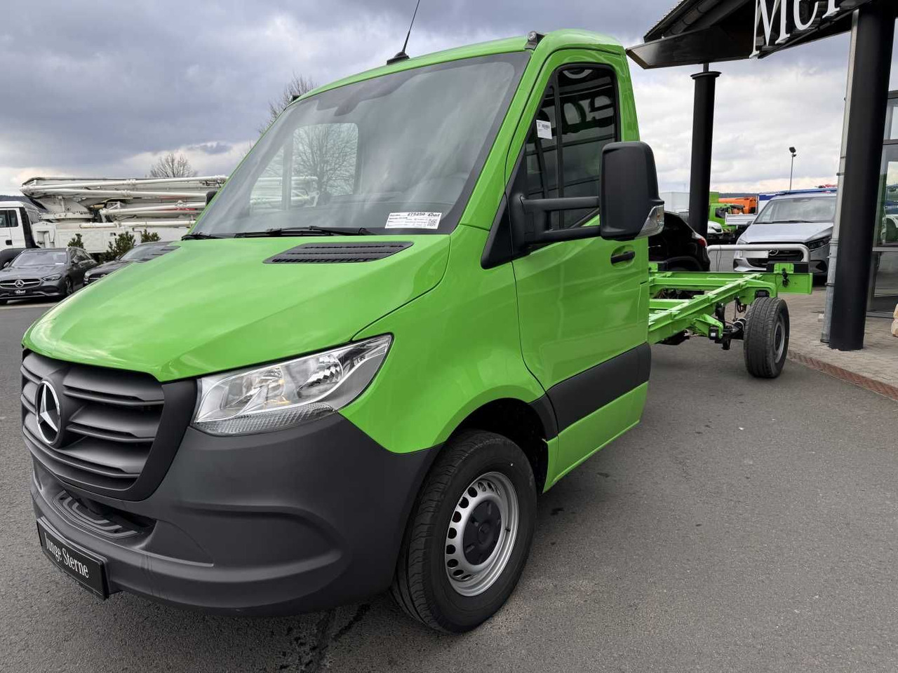 Mercedes-Benz Sprinter 317 CDI Fahrgestell 4325 Klima MBUX - شاحنة التوصيل: صورة 3 Mercedes-Benz Sprinter 317 CDI Fahrgestell 4325 Klima MBUX - شاحنة التوصيل: صورة 3