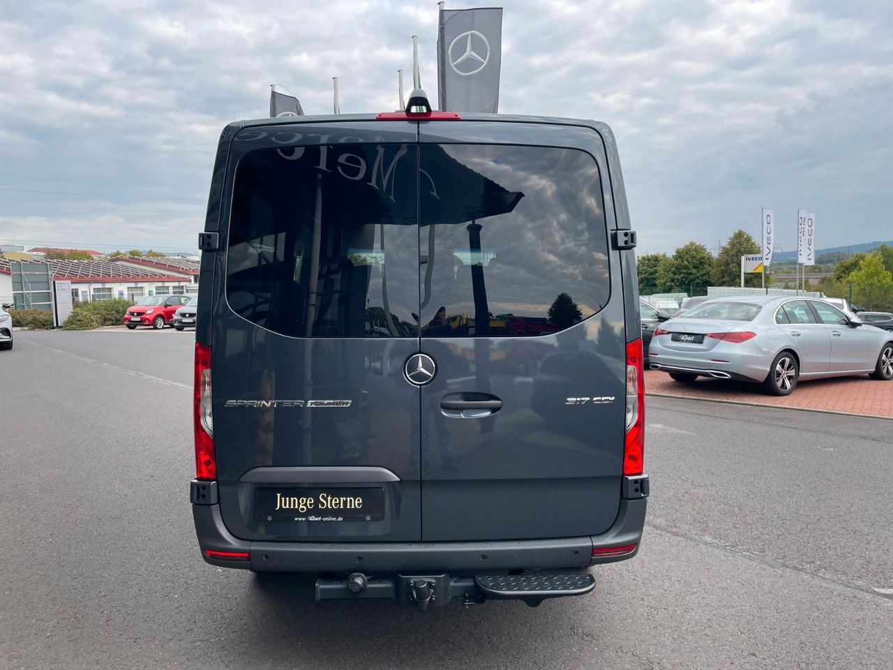 Mercedes-Benz Sprinter 317 CDI Tourer 3665 9G Kamera AHK3,5to - ميكروباص: صورة 4 Mercedes-Benz Sprinter 317 CDI Tourer 3665 9G Kamera AHK3,5to - ميكروباص: صورة 4