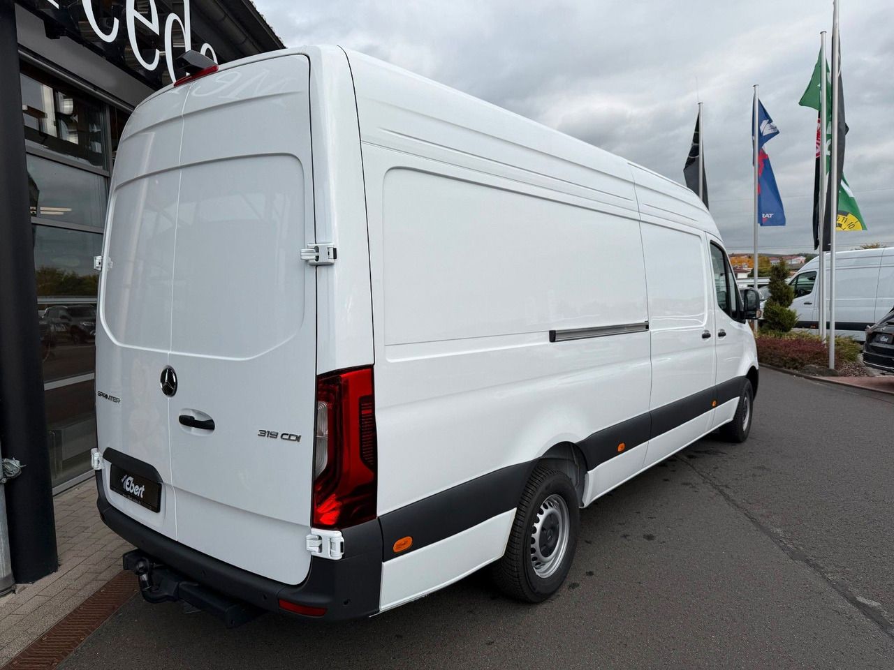 Mercedes-Benz Sprinter 319 CDI 4325 DISTRONIC Klima AHK - فان: صورة 4 Mercedes-Benz Sprinter 319 CDI 4325 DISTRONIC Klima AHK - فان: صورة 4