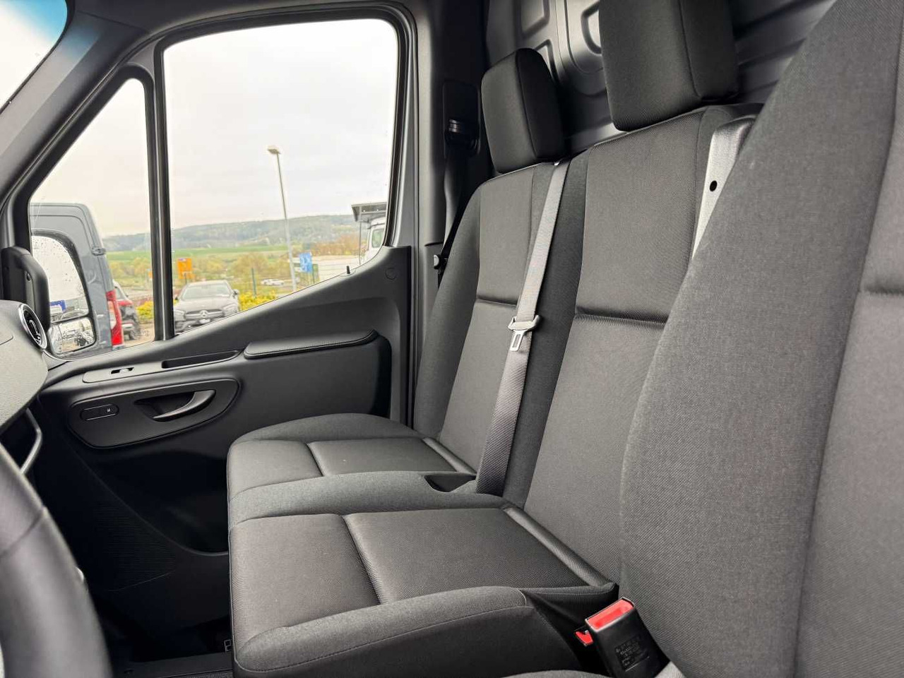 فان Mercedes-Benz Sprinter 319 CDI 4x4 3665 Klima Standheiz AHK: صورة 10