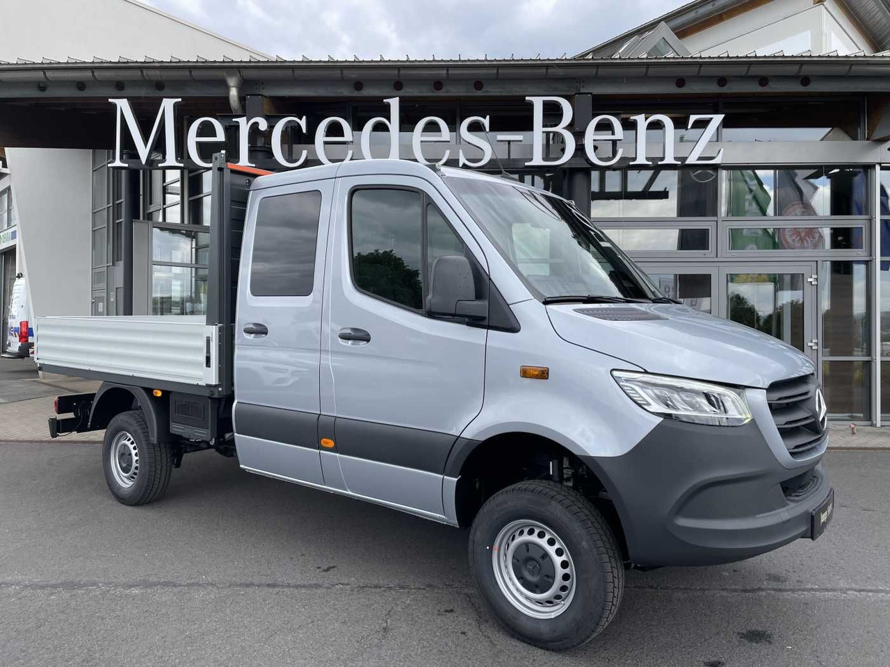 Mercedes-Benz Sprinter 319 CDI 4x4 DoKa Klima Stdheiz AHK LED - شاحنة مفتوحة: صورة 1 Mercedes-Benz Sprinter 319 CDI 4x4 DoKa Klima Stdheiz AHK LED - شاحنة مفتوحة: صورة 1