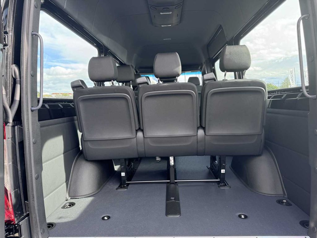 Mercedes-Benz Sprinter 319 CDI 4x4 Tourer AHK Dachklima LED  Mercedes-Benz Sprinter 319 CDI 4x4 Tourer AHK Dachklima LED: صورة 7