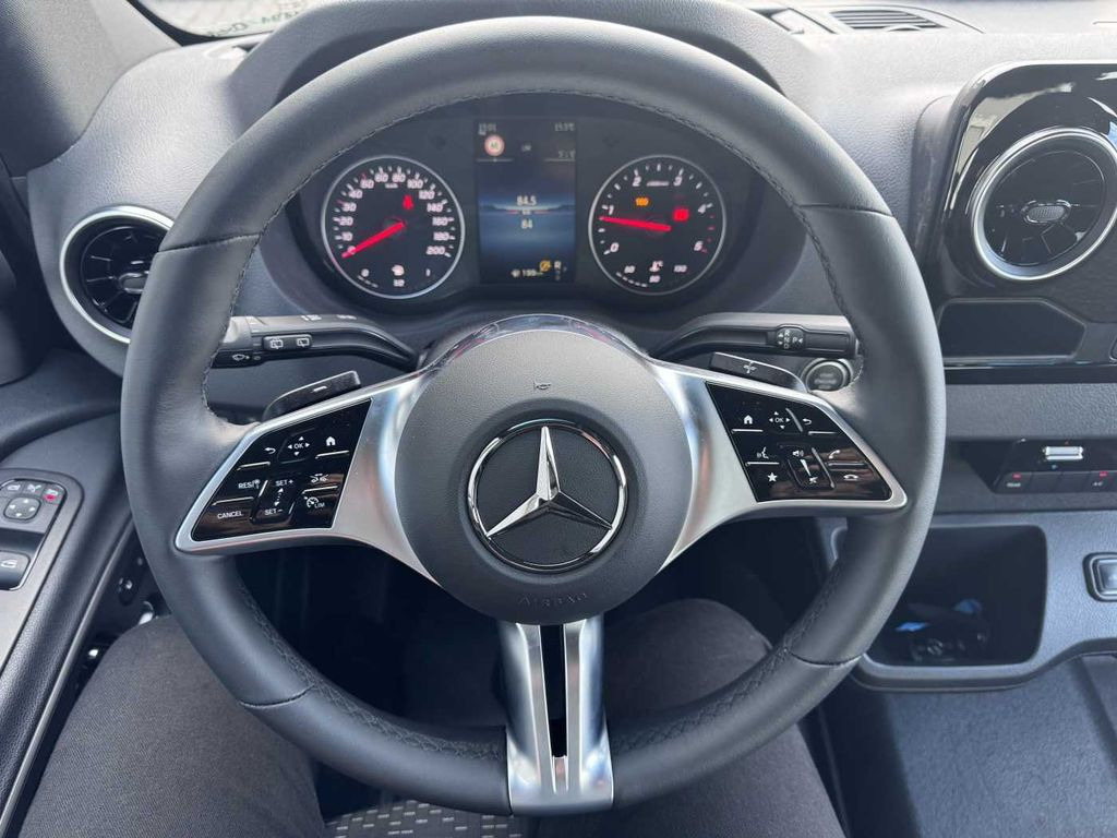 Mercedes-Benz Sprinter 319 CDI 4x4 Tourer AHK Dachklima LED  Mercedes-Benz Sprinter 319 CDI 4x4 Tourer AHK Dachklima LED: صورة 15