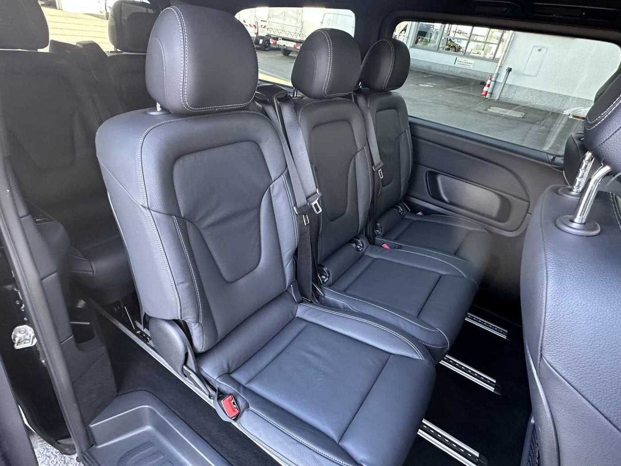 Mercedes-Benz V 250 d EDITION Leder Kamera ILS 7Sitze Mercedes-Benz V 250 d EDITION Leder Kamera ILS 7Sitze: صورة 10