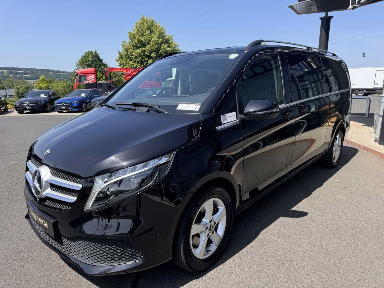 Mercedes-Benz V 300 d 4MATIC AVA 3430 AHK2,5 DISTRONIC 360 - سيارة: صورة 3 Mercedes-Benz V 300 d 4MATIC AVA 3430 AHK2,5 DISTRONIC 360 - سيارة: صورة 3