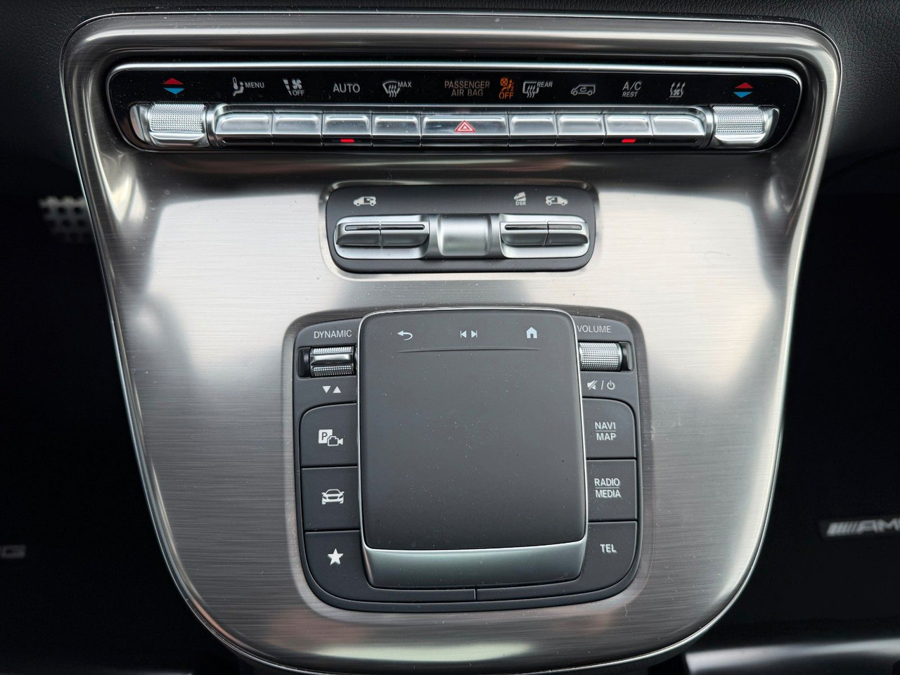 سيارة ستيشن Mercedes-Benz V 300 d 4MATIC EXCLUSIVE AMG Panorama Standheiz: صورة 18 سيارة ستيشن Mercedes-Benz V 300 d 4MATIC EXCLUSIVE AMG Panorama Standheiz: صورة 18