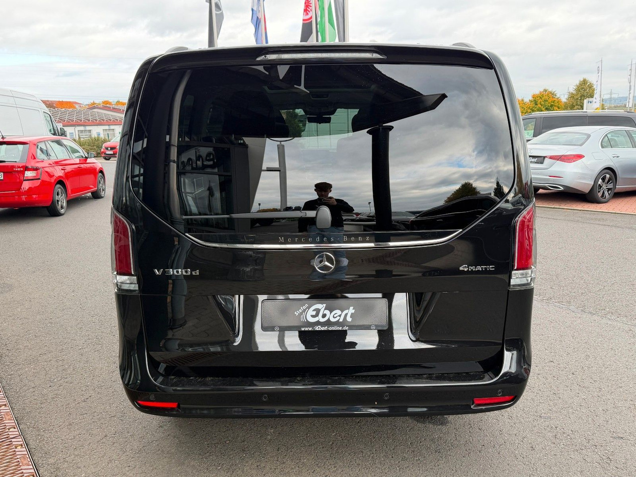 Mercedes-Benz V 300 d 4MATIC EXCLUSIVE Luxus-Sitze AHK2,5to - سيارة ستيشن: صورة 5 Mercedes-Benz V 300 d 4MATIC EXCLUSIVE Luxus-Sitze AHK2,5to - سيارة ستيشن: صورة 5