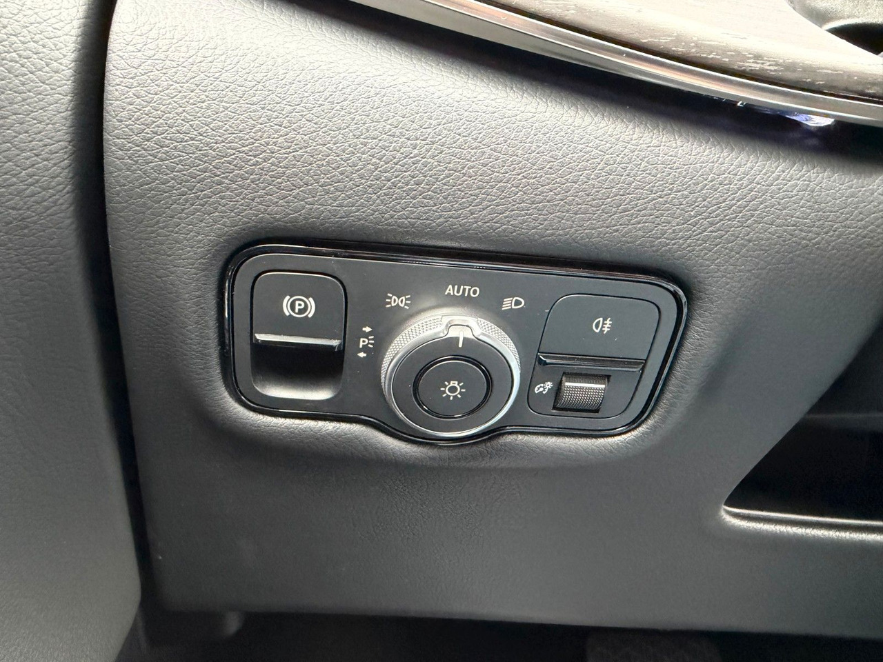 Mercedes-Benz V 300 d AVANTGARDE Extralang 360Kamera Standh Mercedes-Benz V 300 d AVANTGARDE Extralang 360Kamera Standh: صورة 19