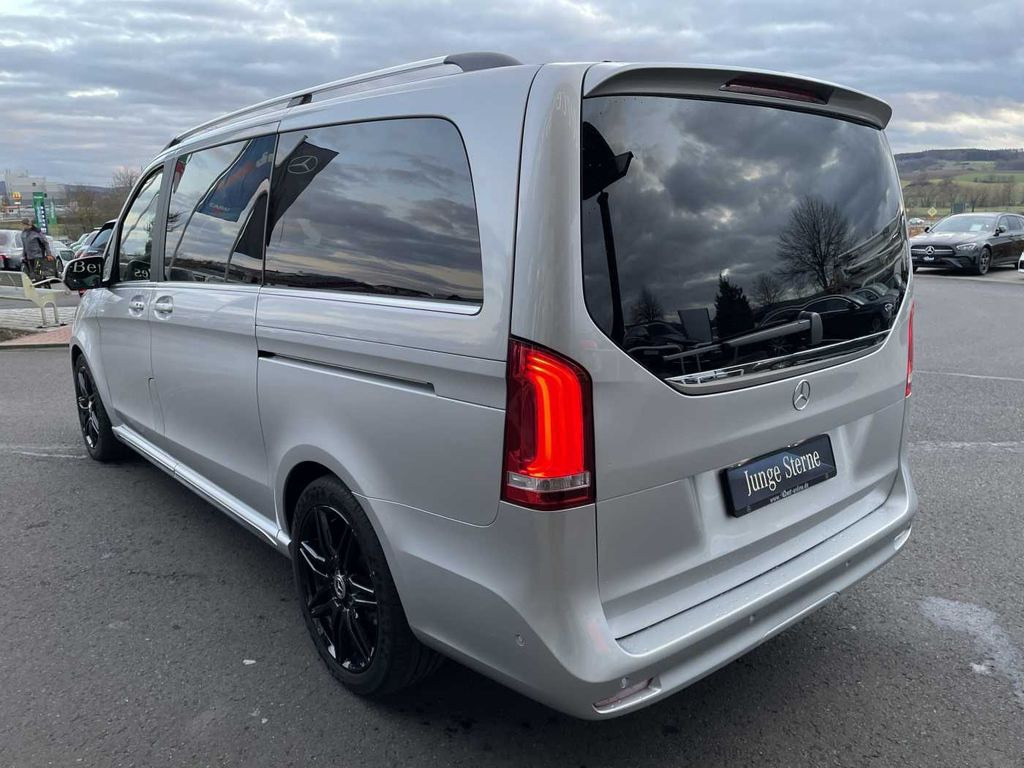 Mercedes-Benz V 300 d EXCLUSIVE ED AMG Panorama AHK2,5 DISTRON - سيارة: صورة 3 Mercedes-Benz V 300 d EXCLUSIVE ED AMG Panorama AHK2,5 DISTRON - سيارة: صورة 3