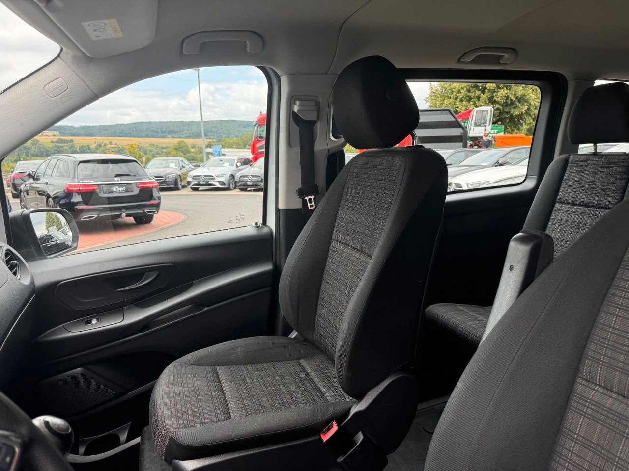 ميكروباص Mercedes-Benz Vito 111 CDI Tourer Begleitfahrzeug BF3+ / WVZ: صورة 16