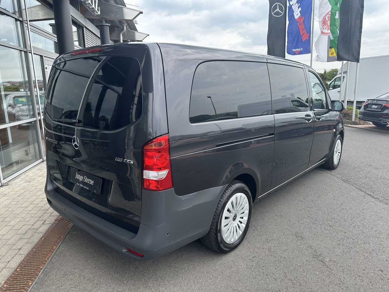 Mercedes-Benz Vito 116 CDI Tourer 3430 9G 2xKlima Kamera - سيارة: صورة 4 Mercedes-Benz Vito 116 CDI Tourer 3430 9G 2xKlima Kamera - سيارة: صورة 4