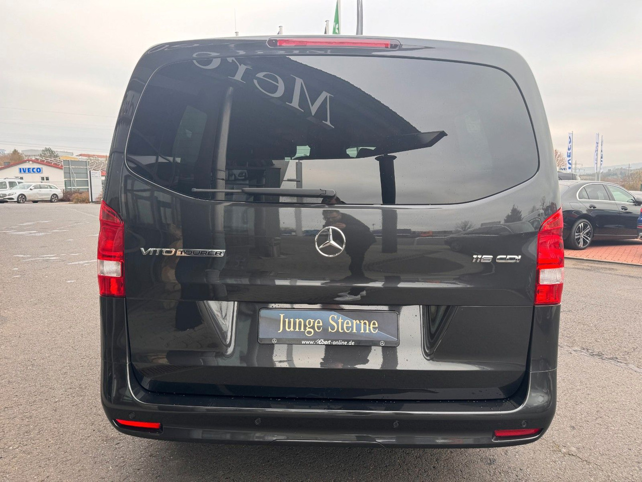 Mercedes-Benz Vito 116 CDI Tourer Kamera MBUX 2xKlima - ميكروباص: صورة 5 Mercedes-Benz Vito 116 CDI Tourer Kamera MBUX 2xKlima - ميكروباص: صورة 5