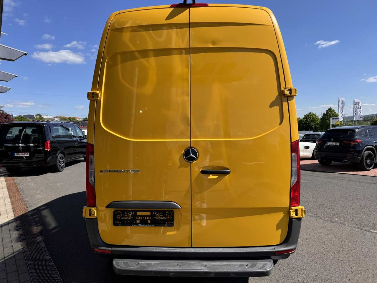 Mercedes-Benz eSprinter 312 KEP-AusbauPaket-Regal Kamera Klima - فان, فان كهربائية: صورة 4 Mercedes-Benz eSprinter 312 KEP-AusbauPaket-Regal Kamera Klima - فان, فان كهربائية: صورة 4