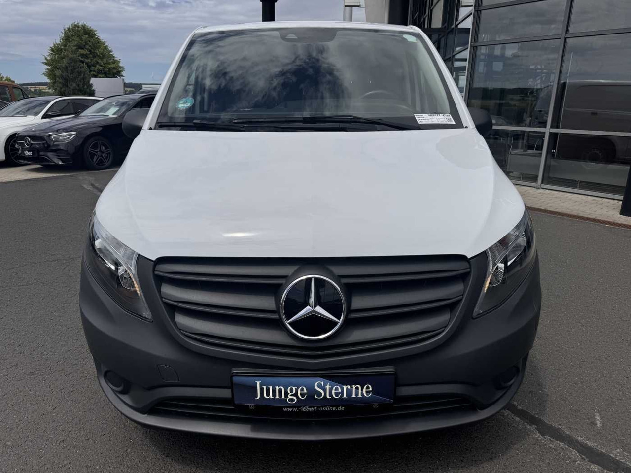 Mercedes-Benz eVito 112 Klima Kamera Navi SHZ Tempomat - فان المدمجة, فان كهربائية: صورة 2 Mercedes-Benz eVito 112 Klima Kamera Navi SHZ Tempomat - فان المدمجة, فان كهربائية: صورة 2
