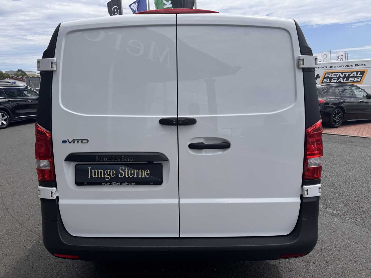 Mercedes-Benz eVito 112 Klima Kamera Navi SHZ Tempomat - فان المدمجة, فان كهربائية: صورة 5 Mercedes-Benz eVito 112 Klima Kamera Navi SHZ Tempomat - فان المدمجة, فان كهربائية: صورة 5