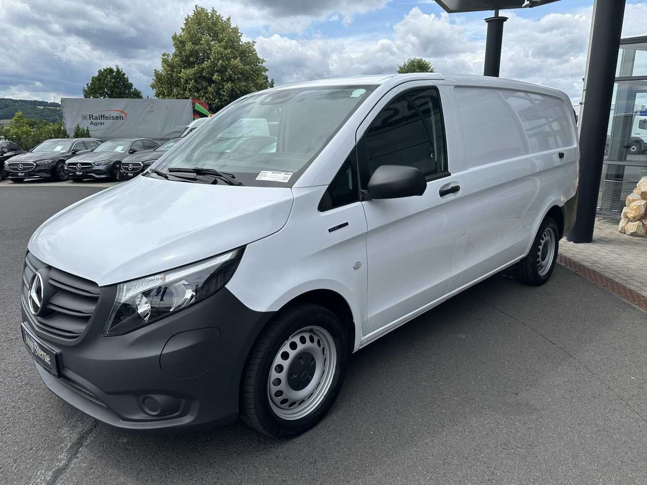 Mercedes-Benz eVito 112 Klima Kamera Navi SHZ Tempomat - فان المدمجة, فان كهربائية: صورة 3 Mercedes-Benz eVito 112 Klima Kamera Navi SHZ Tempomat - فان المدمجة, فان كهربائية: صورة 3