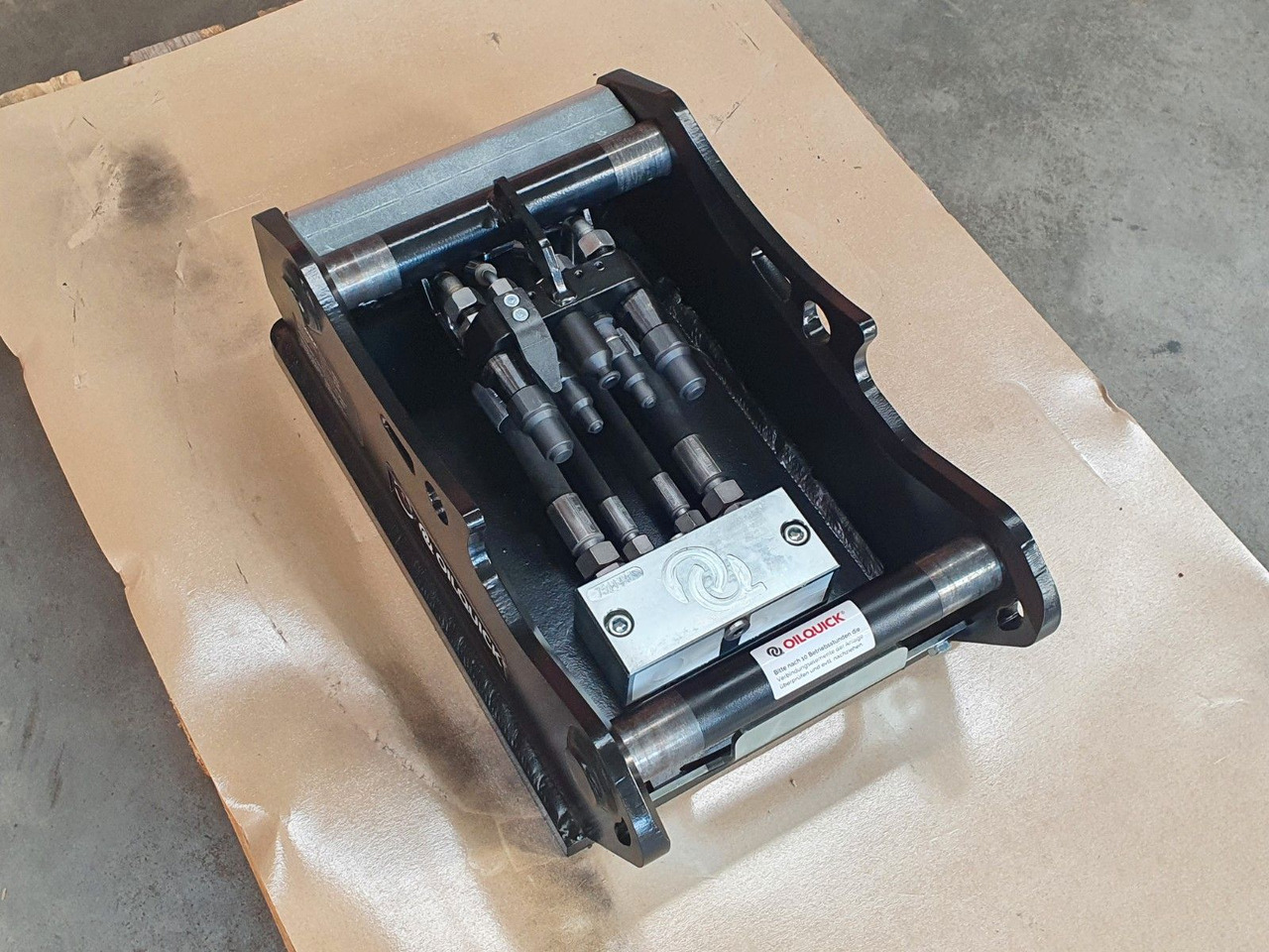 قارنة توصيل هيدروليكي OilQuick OQ45-5 Adapterplatte für Westtech &mehr: صورة 6