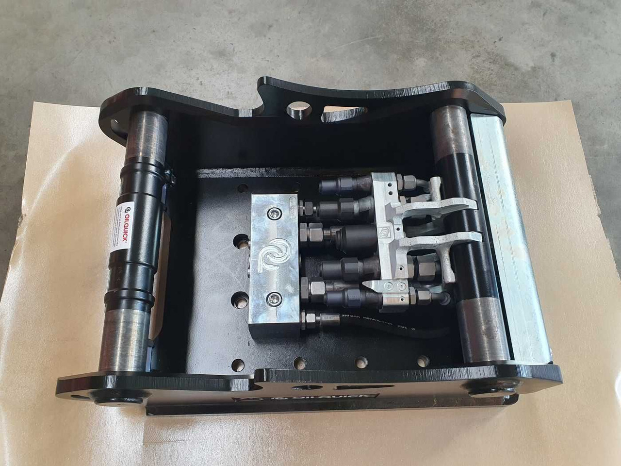 OilQuick OQ65 Adapterplatte für Westtech & mehr - قارنة توصيل هيدروليكي: صورة 5 OilQuick OQ65 Adapterplatte für Westtech & mehr - قارنة توصيل هيدروليكي: صورة 5