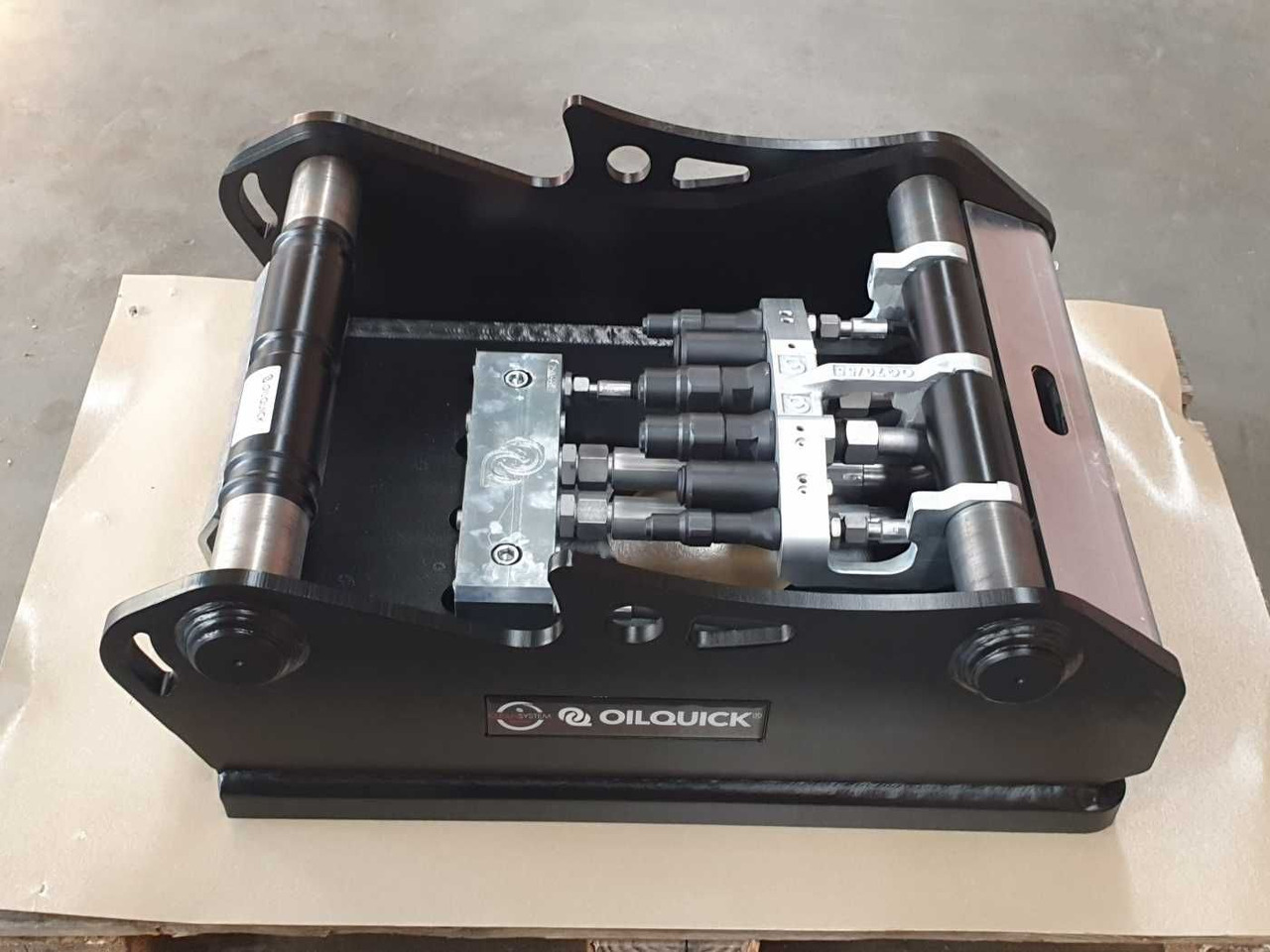 OilQuick OQ70/55 Adapterplatte für Westtech NEU - قارنة توصيل هيدروليكي: صورة 1 OilQuick OQ70/55 Adapterplatte für Westtech NEU - قارنة توصيل هيدروليكي: صورة 1