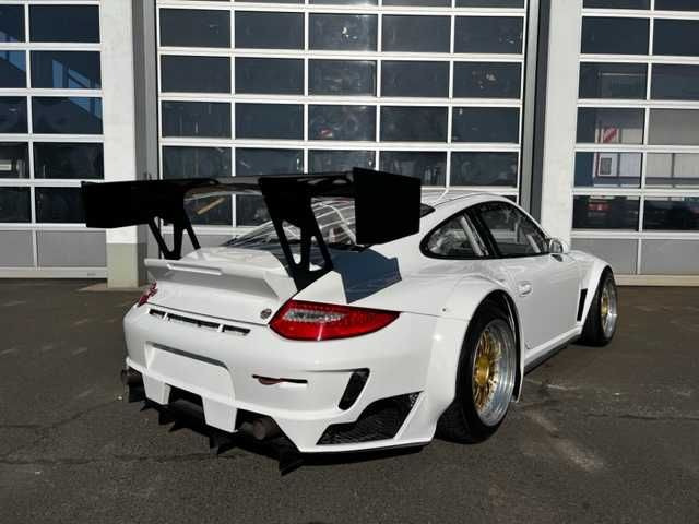 Porsche 997 GT2 RSR Rennwagen  Porsche 997 GT2 RSR Rennwagen: صورة 13