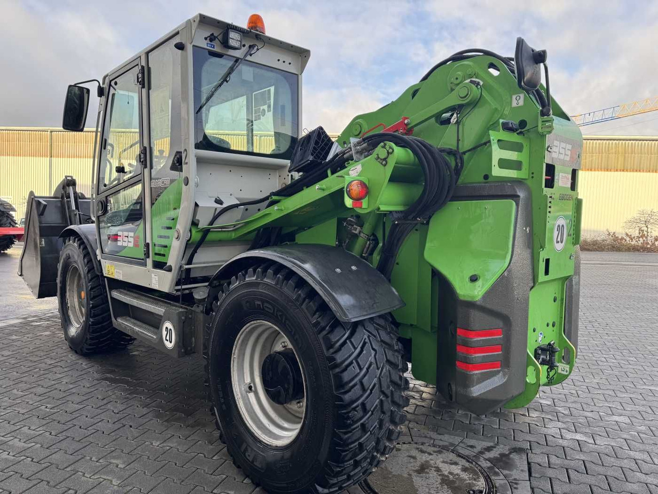 Sennebogen 355 E / Greifschaufel / nur 2.260h! - اللودر بعجل: صورة 5 Sennebogen 355 E / Greifschaufel / nur 2.260h! - اللودر بعجل: صورة 5