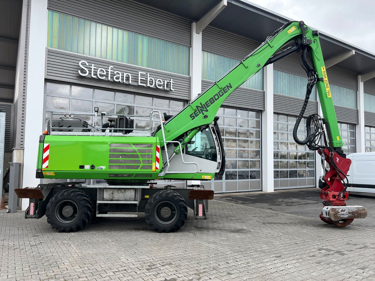 Sennebogen 718 / inkl. Vosch Fällzange / nur 1.965h! - حفارة دولاب: صورة 1 Sennebogen 718 / inkl. Vosch Fällzange / nur 1.965h! - حفارة دولاب: صورة 1