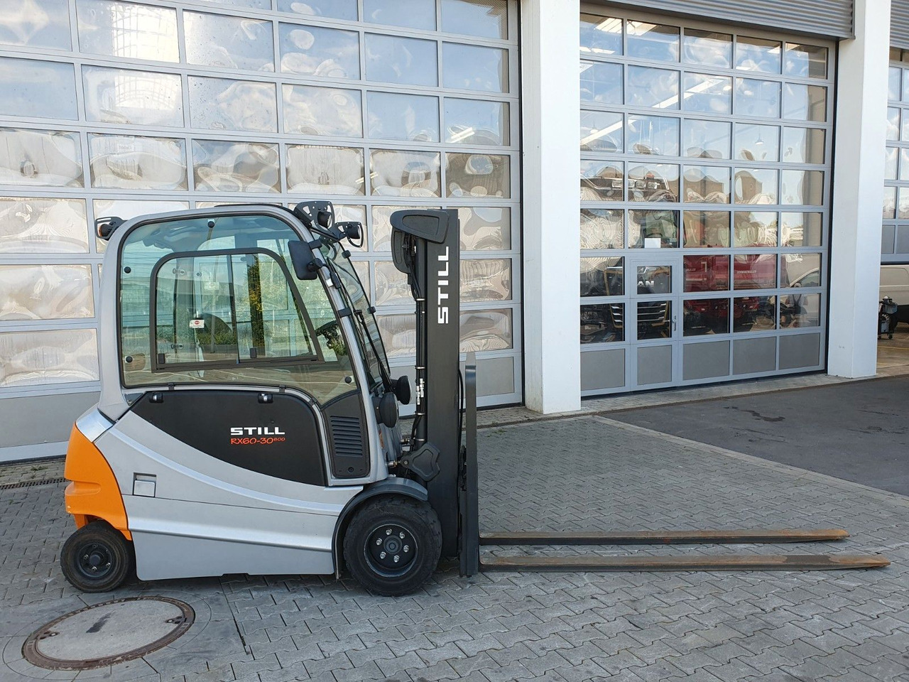 Still RX60-30L/600 - Triplex: 4,6m / nur 1.245h / SS - رافعة شوكية كهربائية: صورة 3 Still RX60-30L/600 - Triplex: 4,6m / nur 1.245h / SS - رافعة شوكية كهربائية: صورة 3