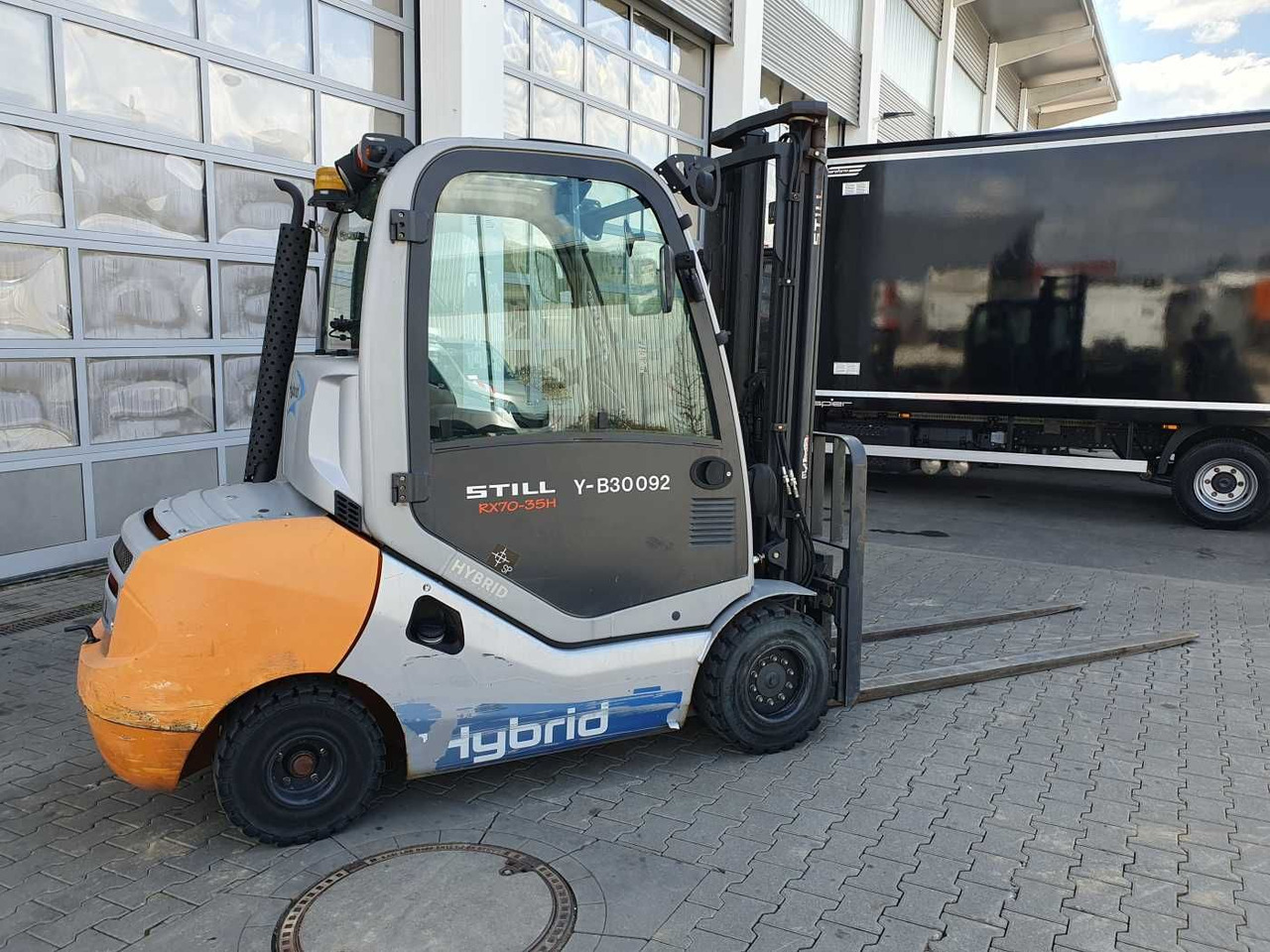 Still RX70-35 / Duplex: 3.60m! / nur 5.071h! / SS - رافعة شوكية ديزل: صورة 2 Still RX70-35 / Duplex: 3.60m! / nur 5.071h! / SS - رافعة شوكية ديزل: صورة 2