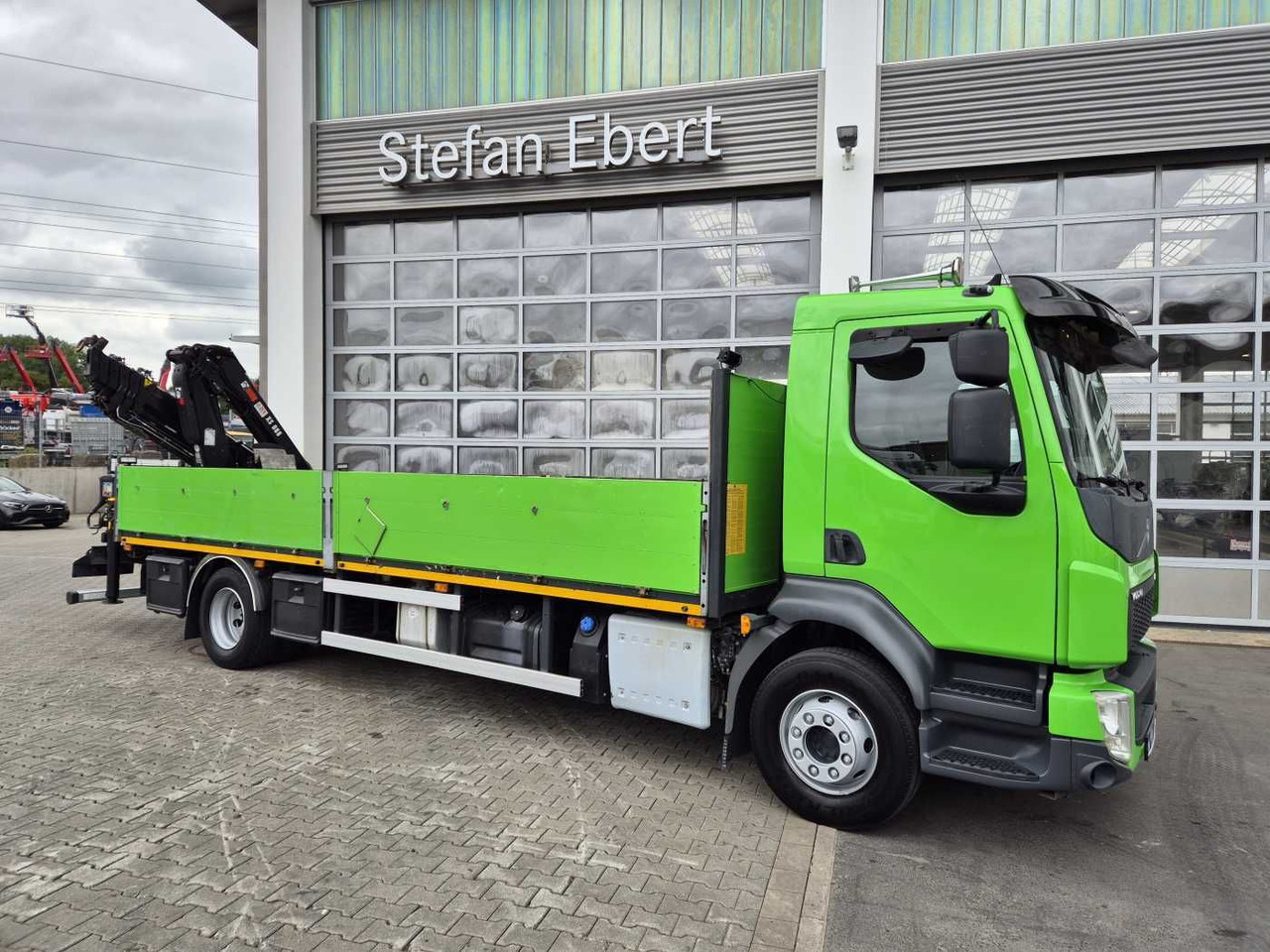 Volvo FL 42 R Kran Hiab XS 088 Funk bis 14 m! Kamera - شاحنة كرين: صورة 5 Volvo FL 42 R Kran Hiab XS 088 Funk bis 14 m! Kamera - شاحنة كرين: صورة 5