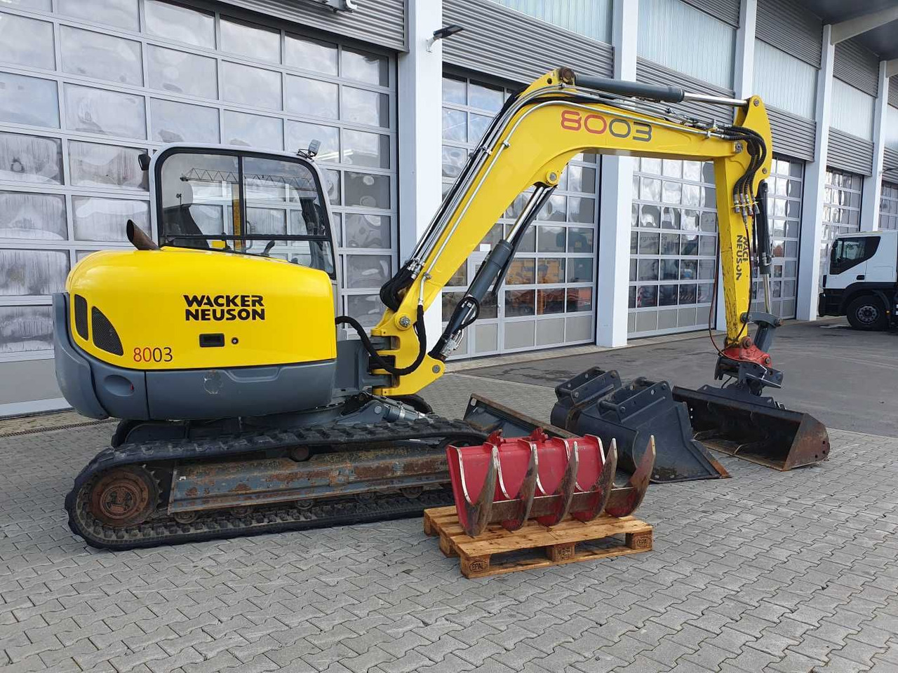 Wacker 8003 / MS08 / nur 4.035h / 2014 / Löffelpaket - حفار زحاف: صورة 3 Wacker 8003 / MS08 / nur 4.035h / 2014 / Löffelpaket - حفار زحاف: صورة 3