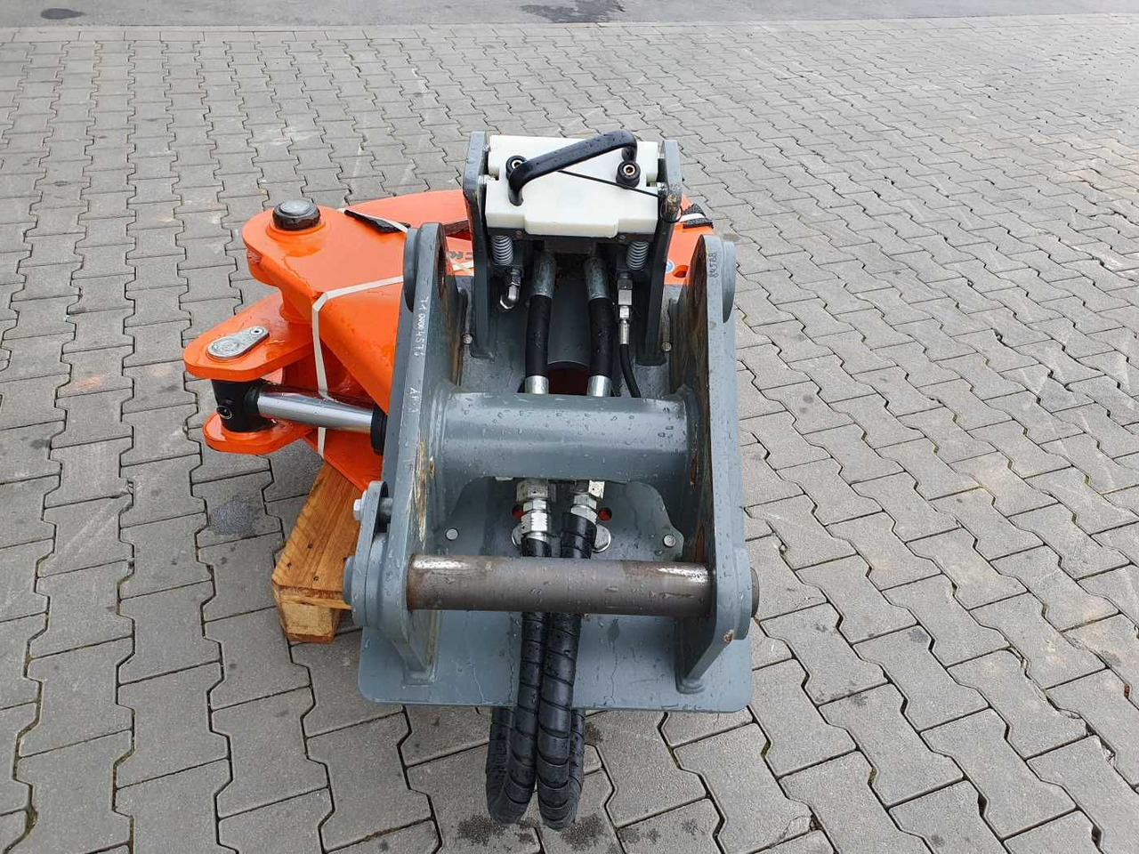 Westtech CL260 Fällgreifer Likufix SW33 2024 - آلة قطع الأشجار: صورة 5 Westtech CL260 Fällgreifer Likufix SW33 2024 - آلة قطع الأشجار: صورة 5