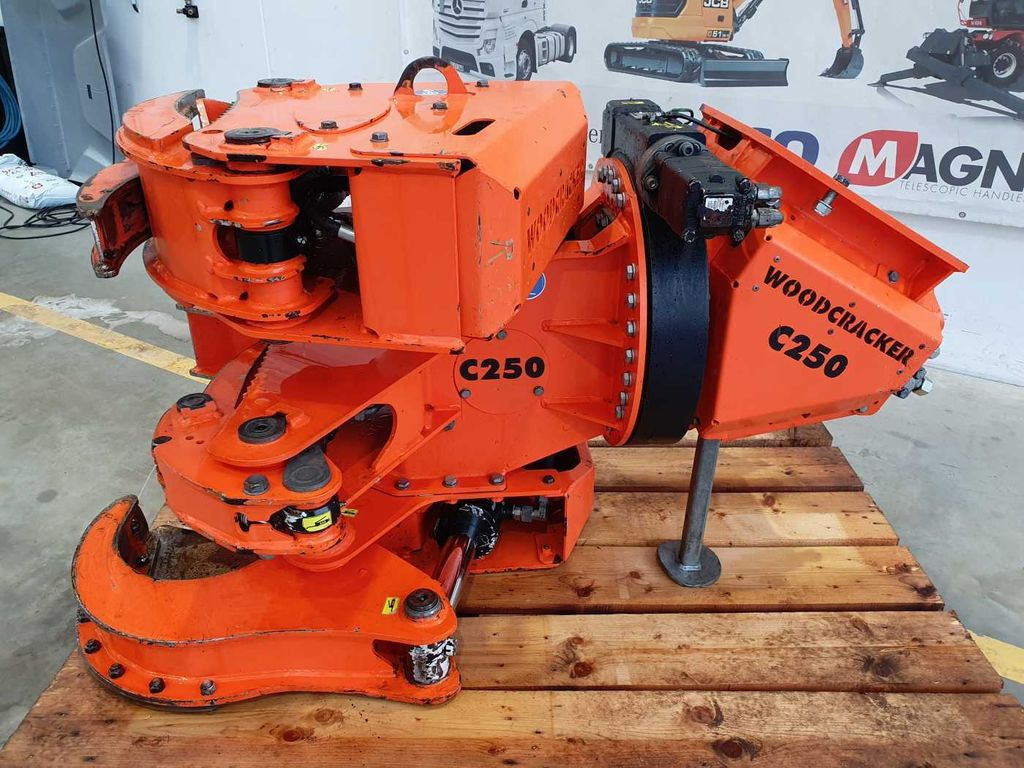 Westtech Woodcracker C250 / Tiltator / Sammler Westtech Woodcracker C250 / Tiltator / Sammler - ملحق: صورة 2 Westtech Woodcracker C250 / Tiltator / Sammler Westtech Woodcracker C250 / Tiltator / Sammler - ملحق: صورة 2