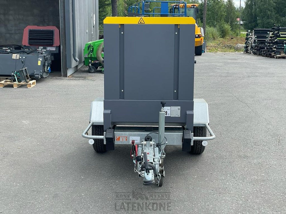 Atlas Copco QAS 30 50 Hz Generaattori StageV vetovarustuksella - مجموعة المولدات: صورة 4 Atlas Copco QAS 30 50 Hz Generaattori StageV vetovarustuksella - مجموعة المولدات: صورة 4