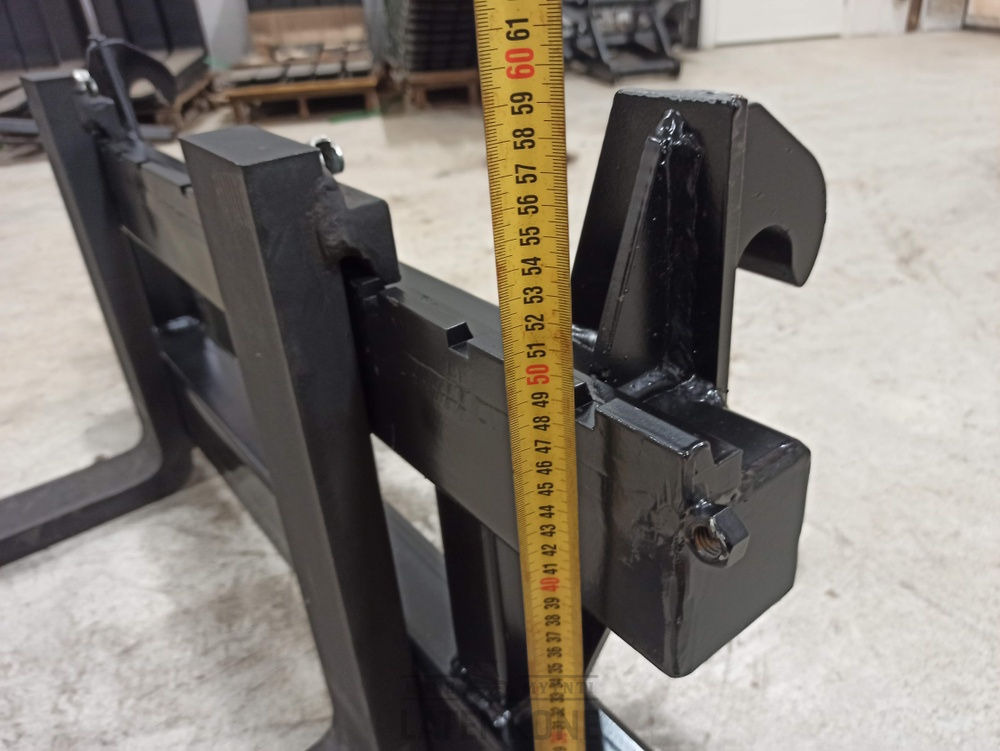 شوكة - آلات البناء Laten Trukkipiikit 2500kg 1200mm/1500mm 2A Euro: صورة 12