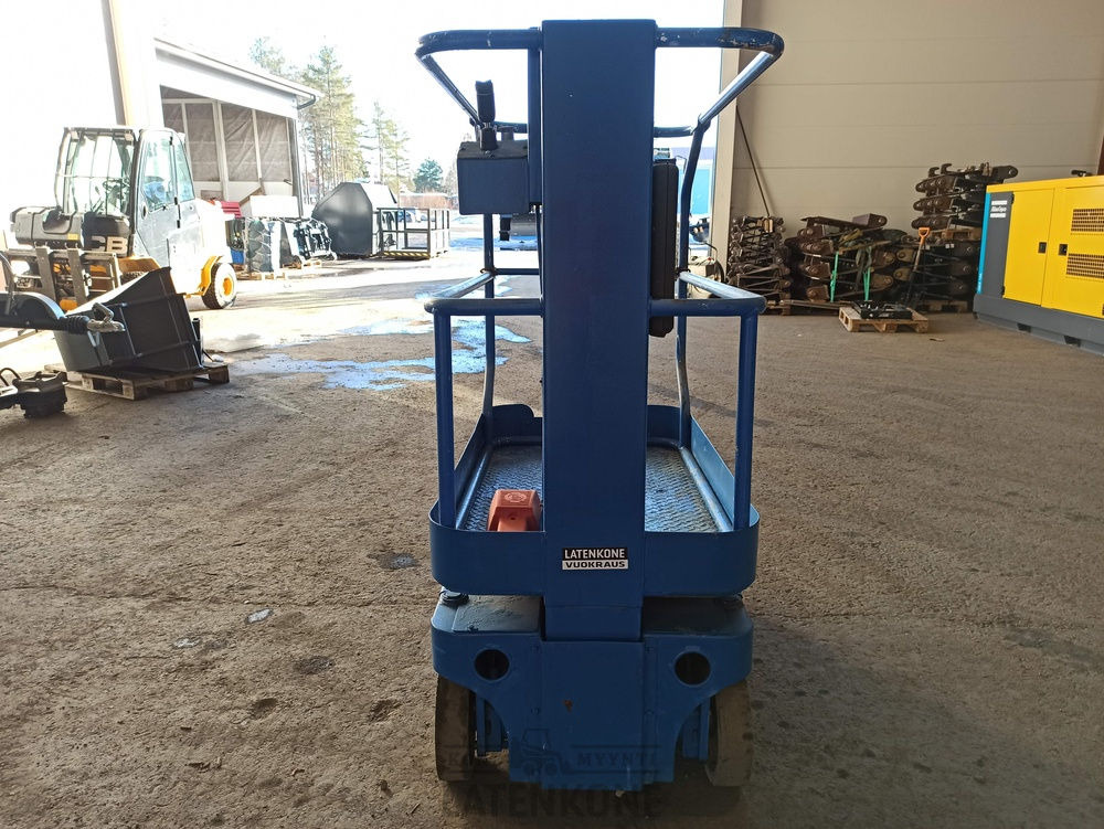 UpRight TM12 Akkusaksilava - الرأسي رفع الصاري: صورة 3 UpRight TM12 Akkusaksilava - الرأسي رفع الصاري: صورة 3