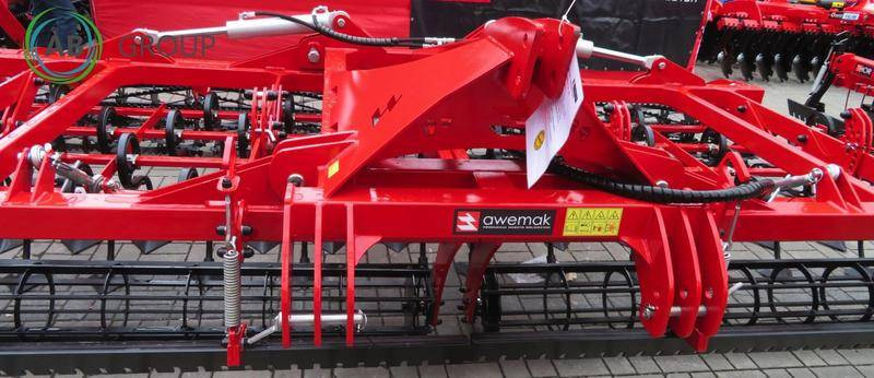 Awemak heavy soil tillage cultivator with hydraulic folding PUMA, 5 m - المحراث: صورة 1 Awemak heavy soil tillage cultivator with hydraulic folding PUMA, 5 m - المحراث: صورة 1