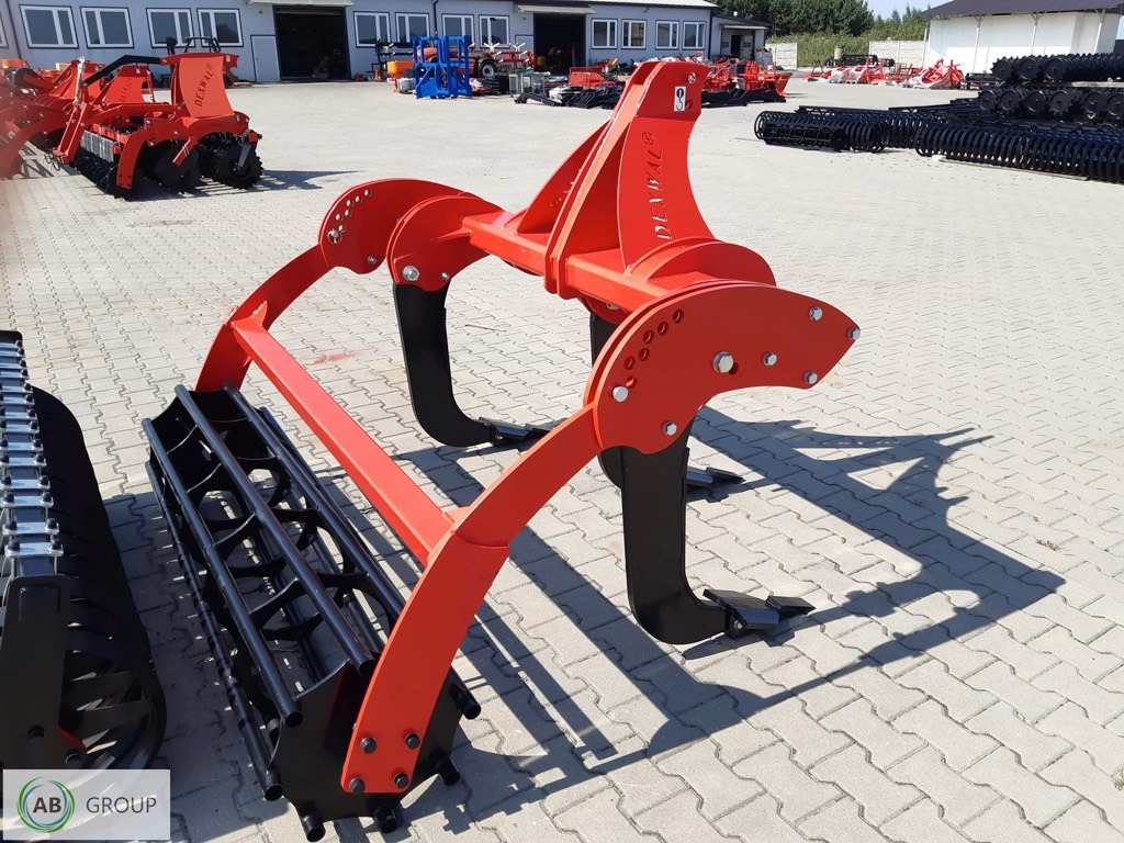 Dexwal Kret subsoiler, 3 tines, 1.2 m - محراث تحت التربة: صورة 2 Dexwal Kret subsoiler, 3 tines, 1.2 m - محراث تحت التربة: صورة 2