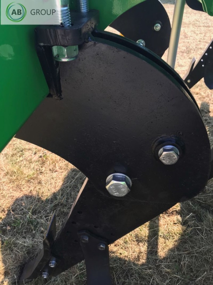 Dziekan chisel plow CENTAUR 2.5 m PDBC25F2Z2 - محراث تحت التربة: صورة 5 Dziekan chisel plow CENTAUR 2.5 m PDBC25F2Z2 - محراث تحت التربة: صورة 5