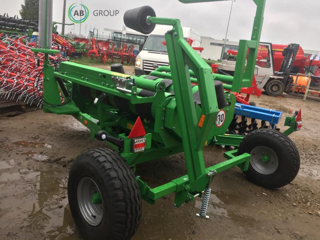 Inter-Tech self loading bale wrap GO01 - آلة تغليف بالة التبن: صورة 1 Inter-Tech self loading bale wrap GO01 - آلة تغليف بالة التبن: صورة 1