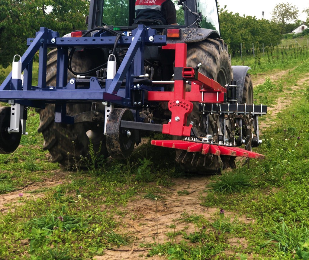 Jagoda one-sided orchard weeder KLAUDIA X1 - المحراث: صورة 1 Jagoda one-sided orchard weeder KLAUDIA X1 - المحراث: صورة 1