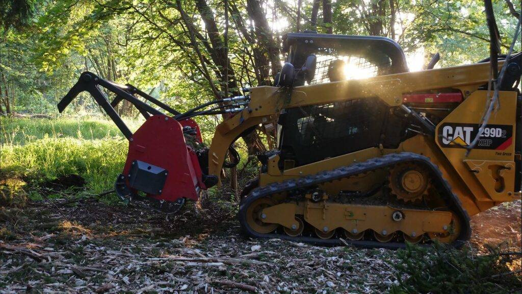 Kovaco 1.65 forestry mulcher for skid loaders - ماكينات قطع الحشائش الغابات: صورة 4 Kovaco 1.65 forestry mulcher for skid loaders - ماكينات قطع الحشائش الغابات: صورة 4