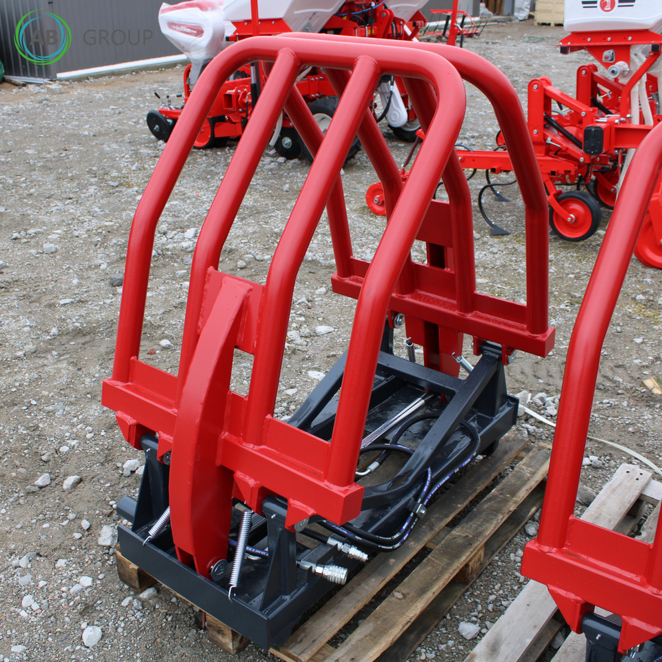 M-Tech round bale grab 120cm - المشبك - الآلات الزراعية: صورة 1 M-Tech round bale grab 120cm - المشبك - الآلات الزراعية: صورة 1