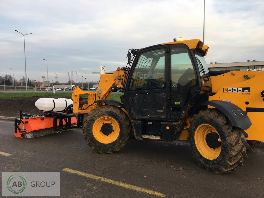 Metal-Technik sweeper 1,8m - مكنسة - آلية المنفعة/ مركبة خاصة: صورة 2 Metal-Technik sweeper 1,8m - مكنسة - آلية المنفعة/ مركبة خاصة: صورة 2