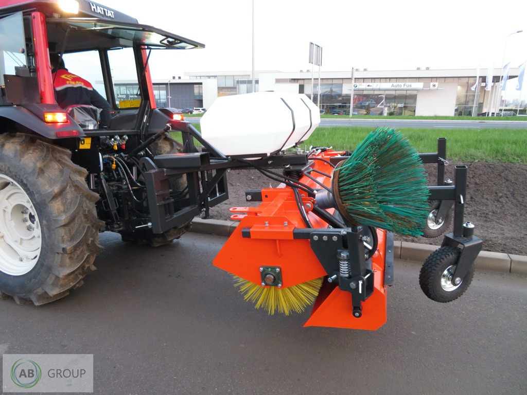 Metal-Technik sweeper 1,8m - مكنسة - آلية المنفعة/ مركبة خاصة: صورة 1 Metal-Technik sweeper 1,8m - مكنسة - آلية المنفعة/ مركبة خاصة: صورة 1